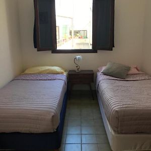 Habitación con 2 Camas Individuales